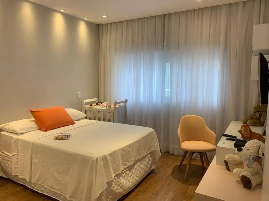 Foto 8 de Casa com 4 quartos à venda, 300300m2 em Aruja - SP