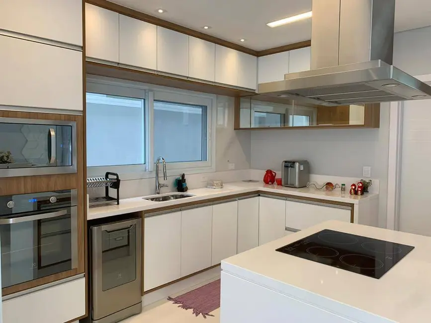 Foto 5 de Casa com 4 quartos à venda, 300300m2 em Aruja - SP