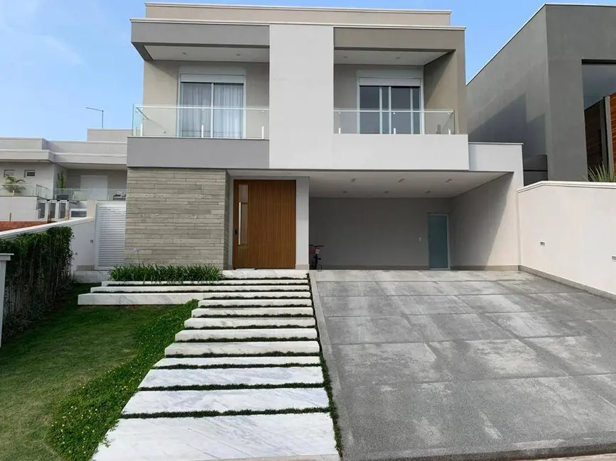 Foto 1 de Casa com 4 quartos à venda, 300300m2 em Aruja - SP