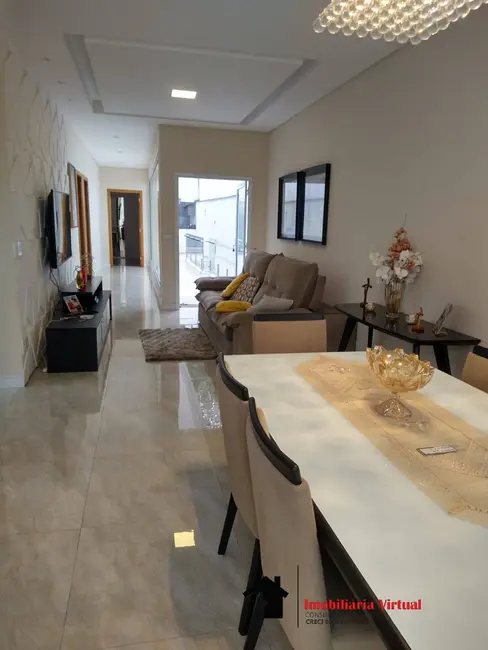 Foto 2 de Casa de Condomínio com 4 quartos à venda, 250m2 em Aruja - SP