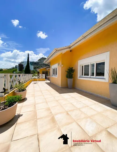 Casa de Condomínio com 3 quartos à venda, 202m2 em Aruja - SP - imagem 1 Foto 1 de Casa de Condomínio com 3 quartos à venda, 202m2 em Aruja - SP