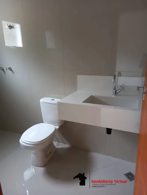 Foto 2 de Casa com 3 quartos à venda, 250m2 em Aruja - SP