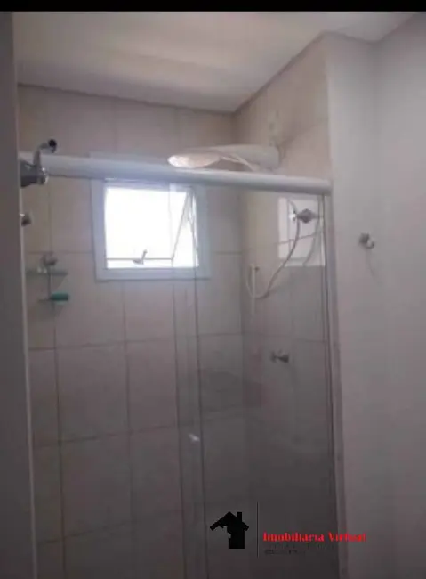 Foto 2 de Casa com 2 quartos para alugar, 58m2 em Jardim Ângelo, Aruja - SP