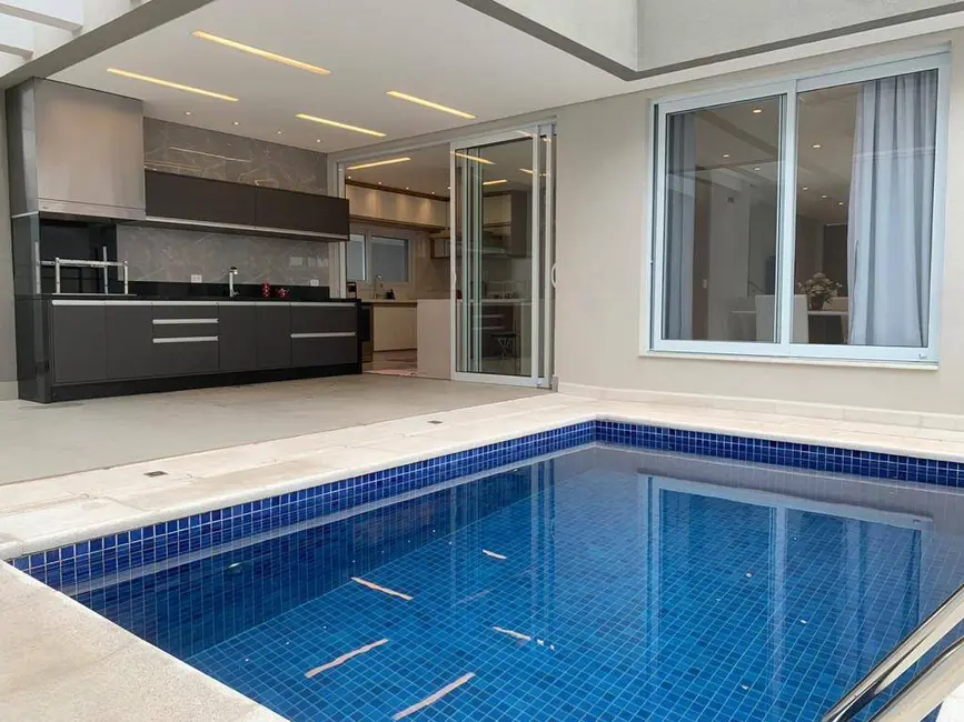 Foto 7 de Casa com 4 quartos à venda, 300300m2 em Aruja - SP