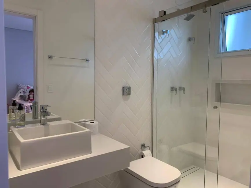 Foto 9 de Casa com 4 quartos à venda, 300300m2 em Aruja - SP