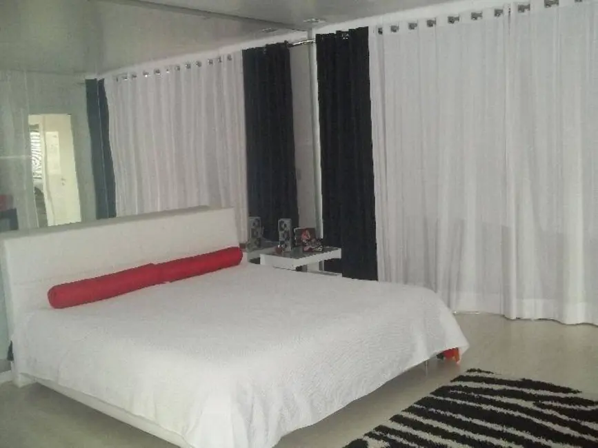 Foto 8 de Casa de Condomínio com 4 quartos à venda em Aruja - SP