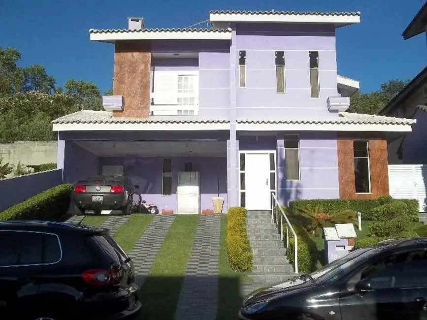 Foto 1 de Casa de Condomínio com 4 quartos à venda em Aruja - SP