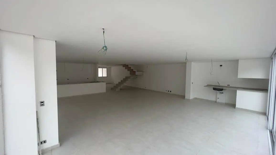 Foto 5 de Casa com 4 quartos à venda, 260m2 em Aruja - SP