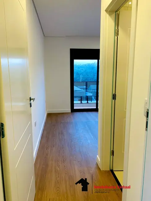 Foto 2 de Casa com 3 quartos à venda, 181m2 em Residencial e Comercial Guarulhos, Guarulhos - SP