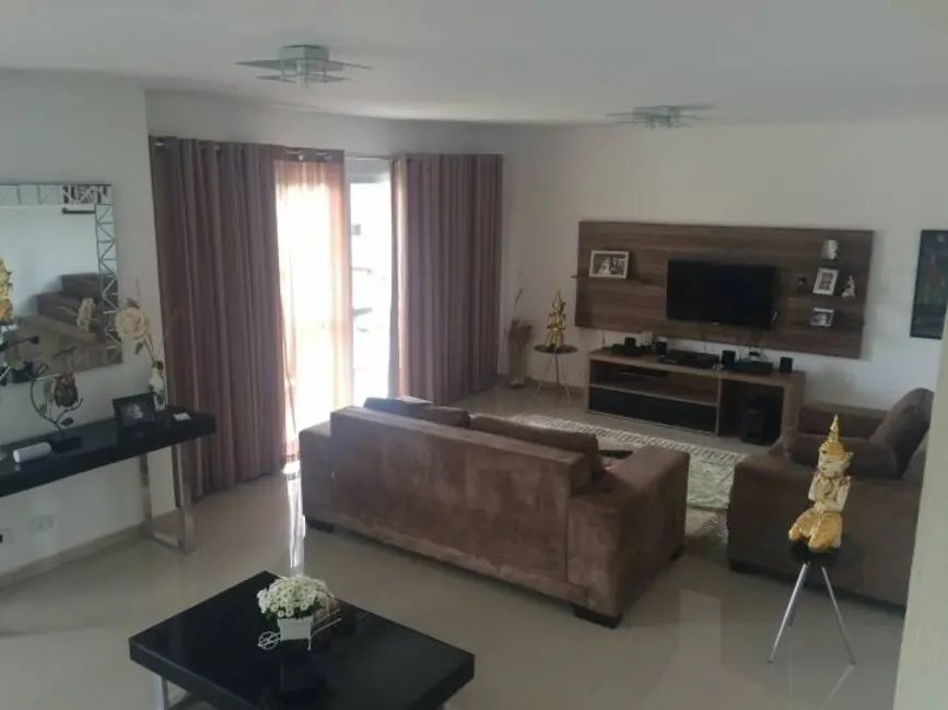 Foto 2 de Casa de Condomínio com 4 quartos à venda em Aruja - SP