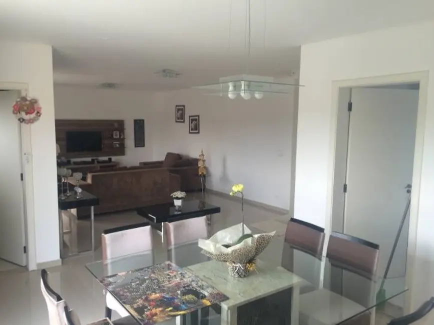 Foto 3 de Casa de Condomínio com 4 quartos à venda em Aruja - SP