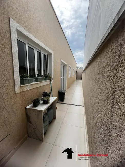Foto 4 de Casa com 3 quartos à venda em Aruja - SP