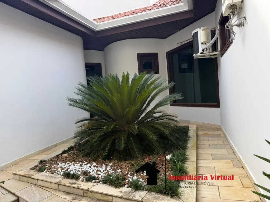 Foto 5 de Casa com 4 quartos à venda, 880m2 em Arujázinho I, II e III, Aruja - SP