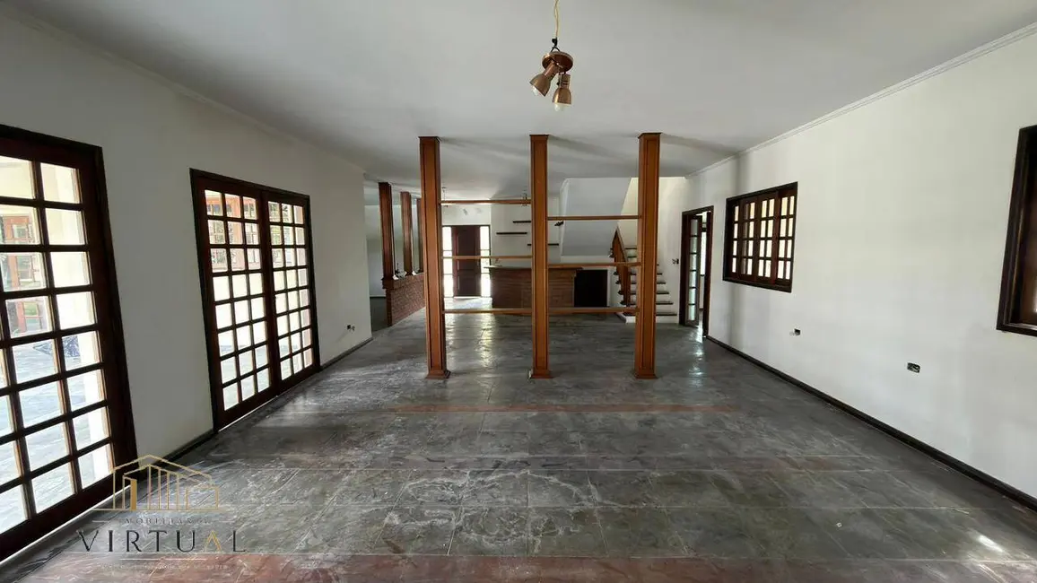 Foto 3 de Casa com 4 quartos à venda, 750m2 em Aruja - SP