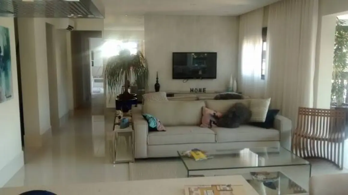 Foto 6 de Apartamento com 3 quartos à venda, 192m2 em Jardim Limoeiro, Aruja - SP