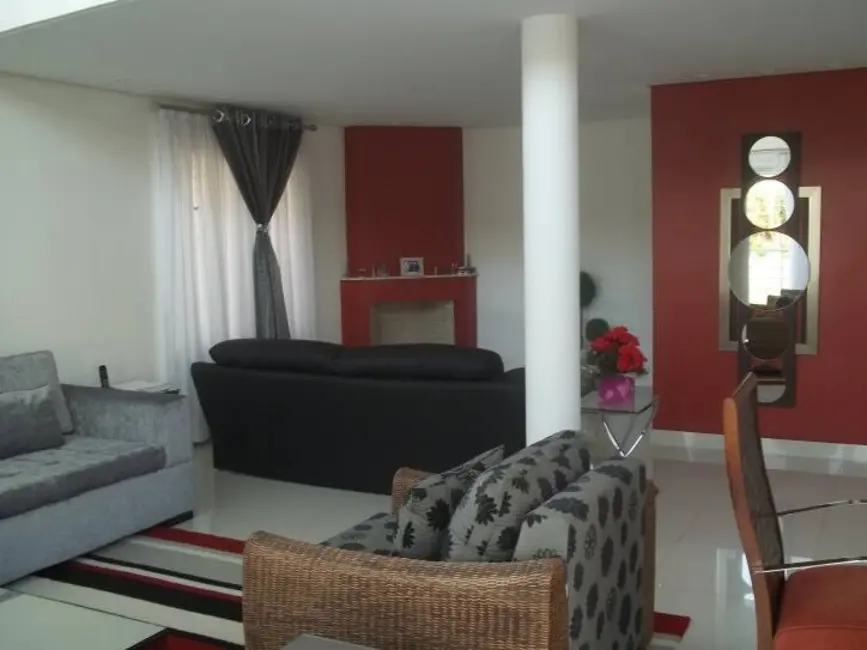 Foto 3 de Casa de Condomínio com 4 quartos à venda, 400m2 em Aruja - SP