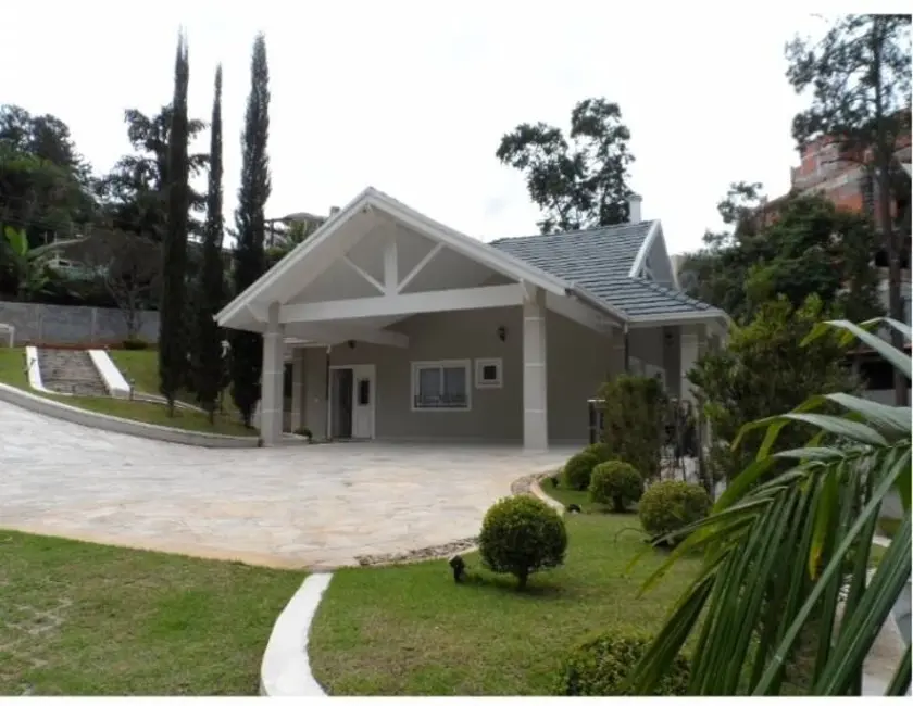 Casa de Condomínio com 3 quartos à venda, 300m2 em Aruja - SP - imagem 6 Foto 6 de Casa de Condomínio com 3 quartos à venda, 300m2 em Aruja - SP