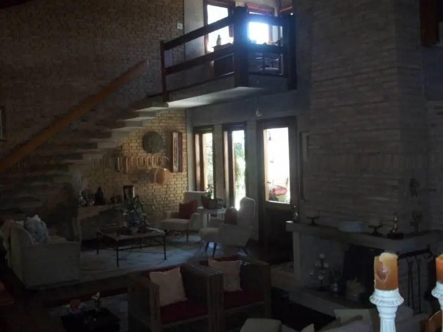 Foto 3 de Casa de Condomínio com 4 quartos à venda, 400m2 em Aruja - SP