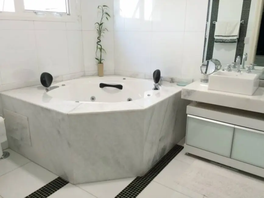 Foto 3 de Casa de Condomínio com 3 quartos à venda, 325m2 em Aruja - SP