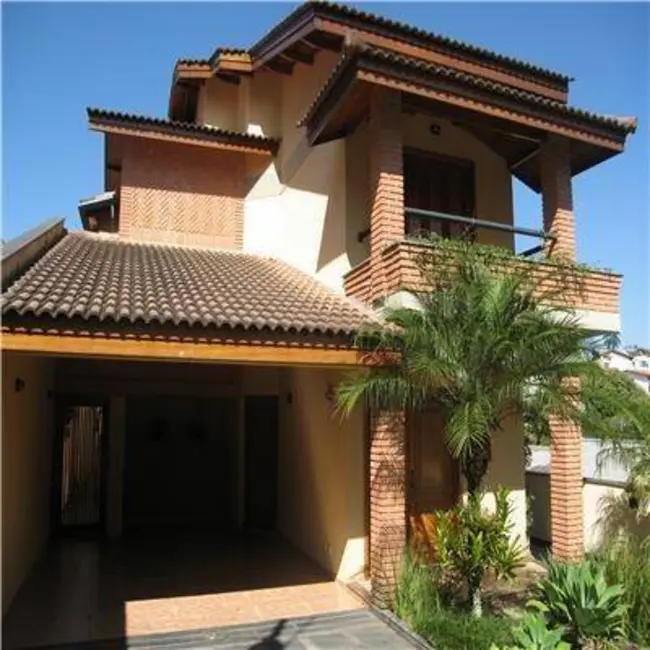 Foto 1 de Casa de Condomínio com 3 quartos à venda em Aruja - SP