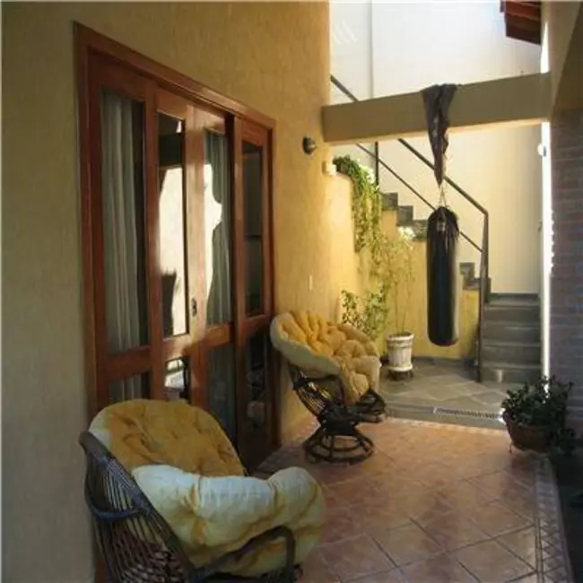 Foto 6 de Casa de Condomínio com 3 quartos à venda em Aruja - SP