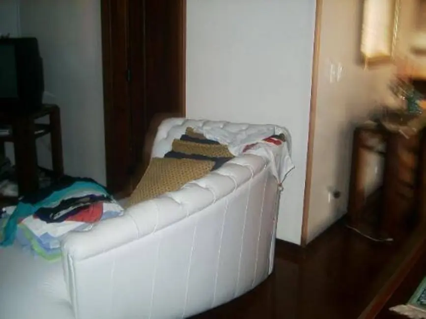 Foto 5 de Casa de Condomínio com 3 quartos à venda, 400m2 em Aruja - SP