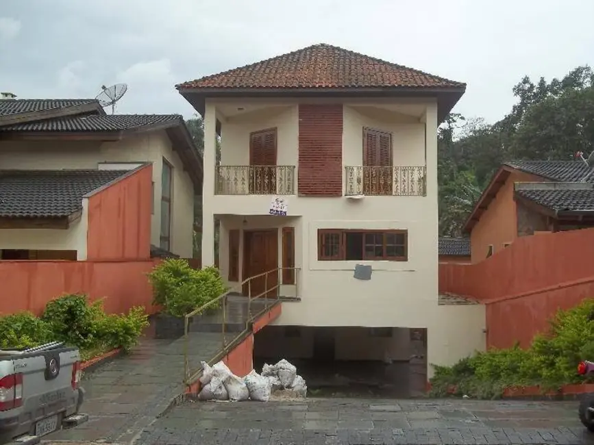 Foto 1 de Casa de Condomínio com 3 quartos à venda em Aruja - SP
