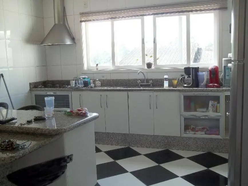 Foto 6 de Casa de Condomínio com 4 quartos à venda, 310m2 em Aruja - SP