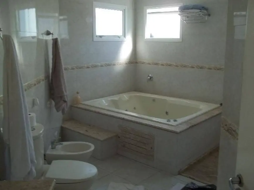 Foto 7 de Casa de Condomínio com 6 quartos à venda em Aruja - SP