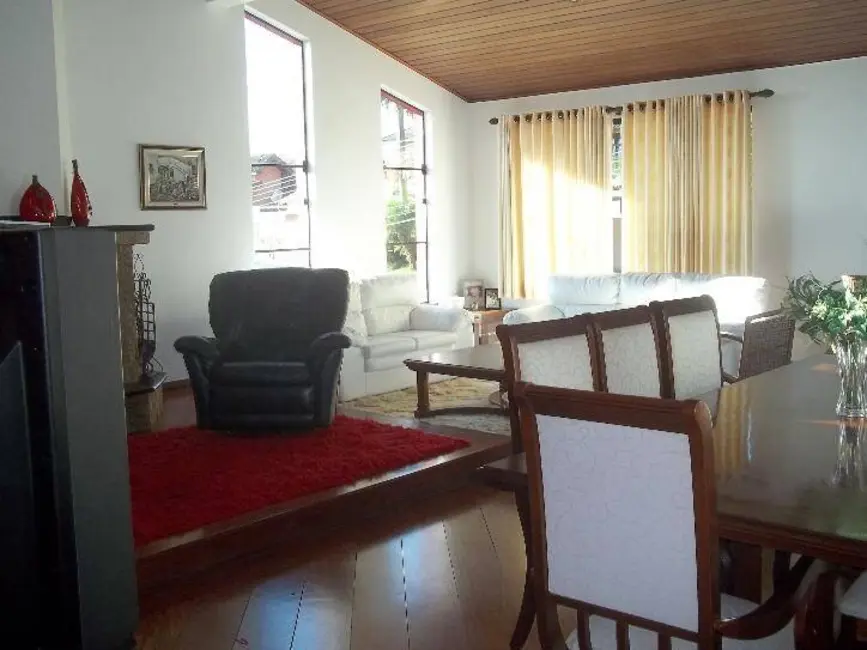 Foto 5 de Casa de Condomínio com 3 quartos à venda em Aruja - SP