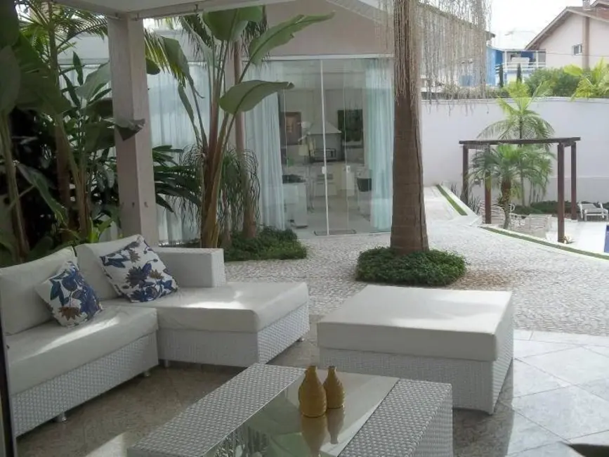 Casa de Condomínio com 4 quartos à venda, 550m2 em Aruja - SP - imagem 8 Foto 8 de Casa de Condomínio com 4 quartos à venda, 550m2 em Aruja - SP