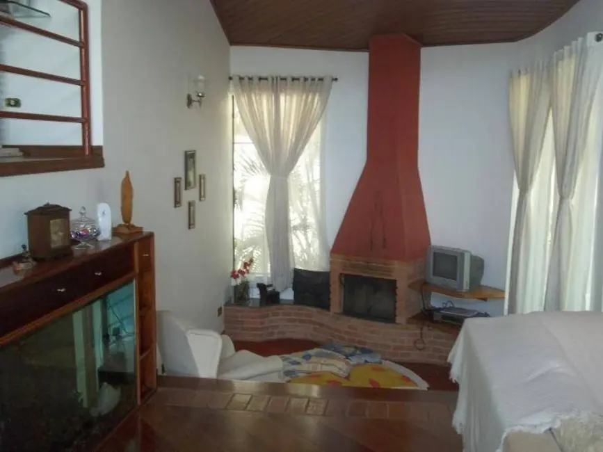 Casa de Condomínio com 4 quartos à venda em Aruja - SP - imagem 5 Foto 5 de Casa de Condomínio com 4 quartos à venda em Aruja - SP