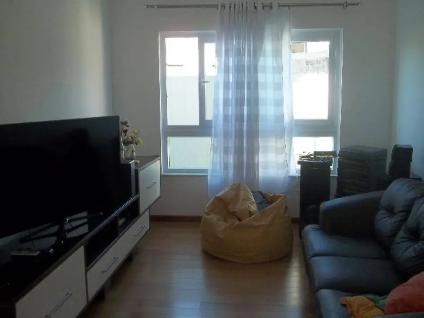 Foto 9 de Casa de Condomínio com 4 quartos à venda, 280m2 em Residencial Real Park, Aruja - SP