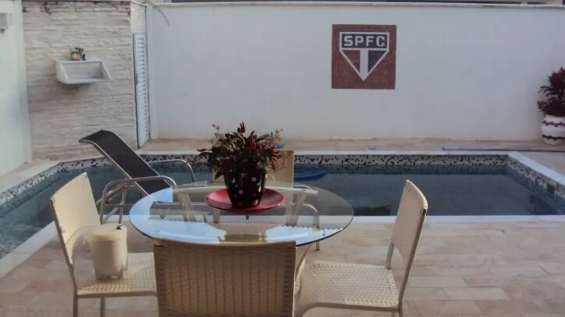 Foto 3 de Casa de Condomínio com 4 quartos à venda em Aruja - SP