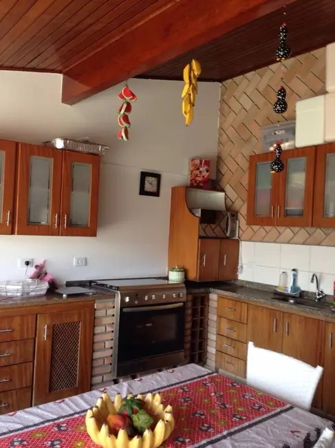 Foto 8 de Casa de Condomínio com 4 quartos à venda em Aruja - SP