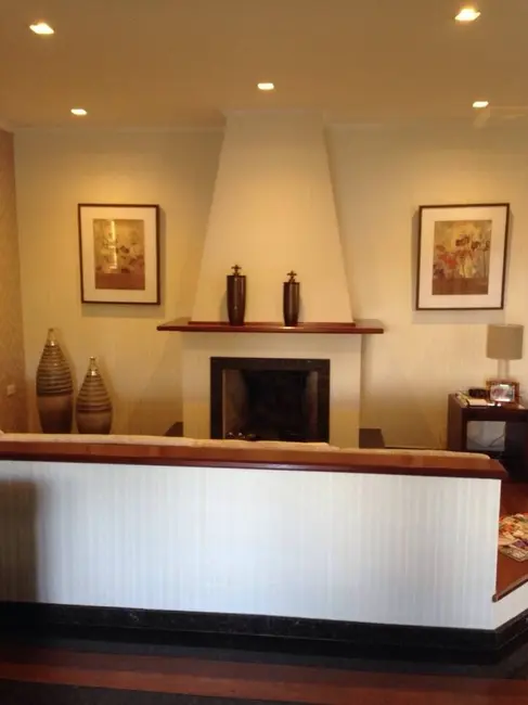 Foto 3 de Casa de Condomínio com 4 quartos à venda em Aruja - SP