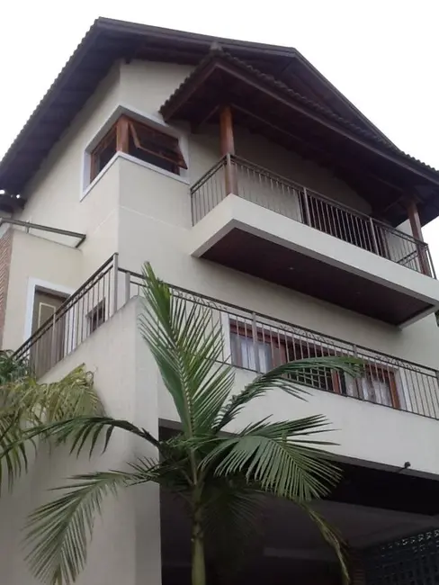 Foto 1 de Casa de Condomínio com 4 quartos à venda, 1840m2 em Aruja - SP