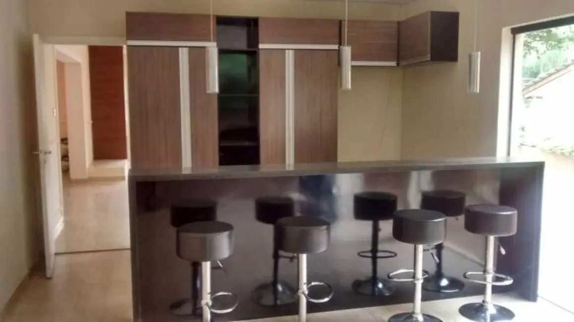 Foto 5 de Casa de Condomínio com 3 quartos à venda e para alugar em Aruja - SP