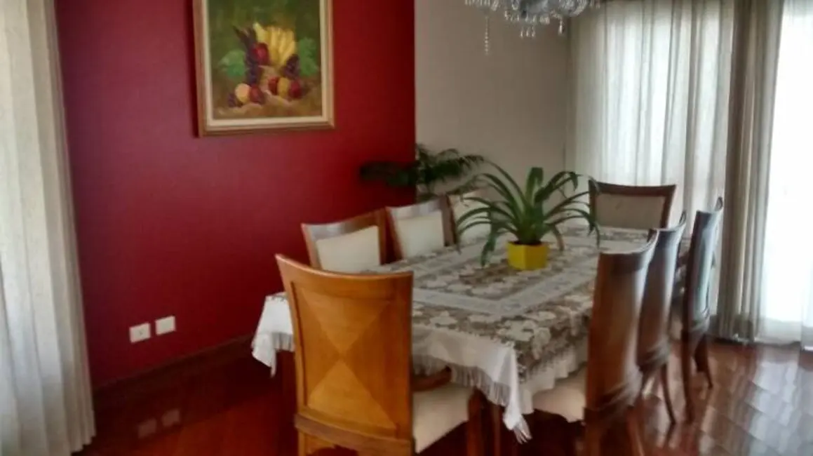 Foto 4 de Casa com 4 quartos à venda em Aruja - SP