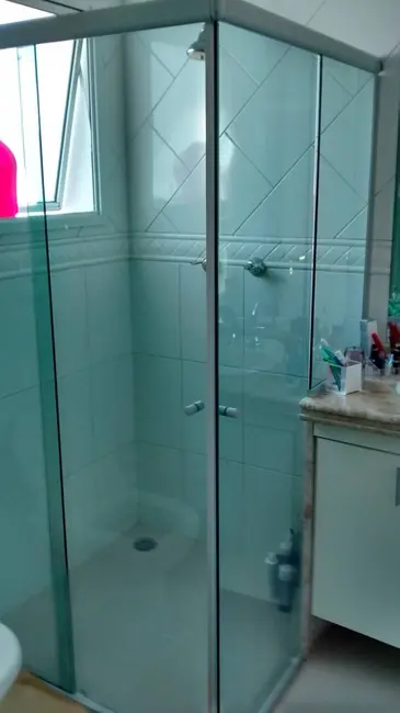 Foto 8 de Casa com 4 quartos à venda em Aruja - SP