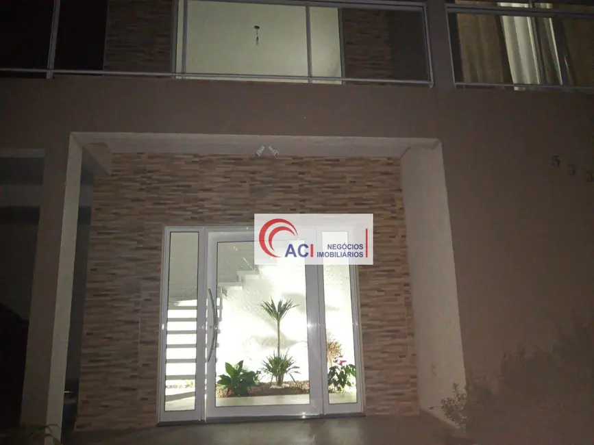 Casa com 3 quartos à venda, 490m2 em Transurb, Itapevi - SP - imagem 5 Foto 5 de Casa com 3 quartos à venda, 490m2 em Transurb, Itapevi - SP