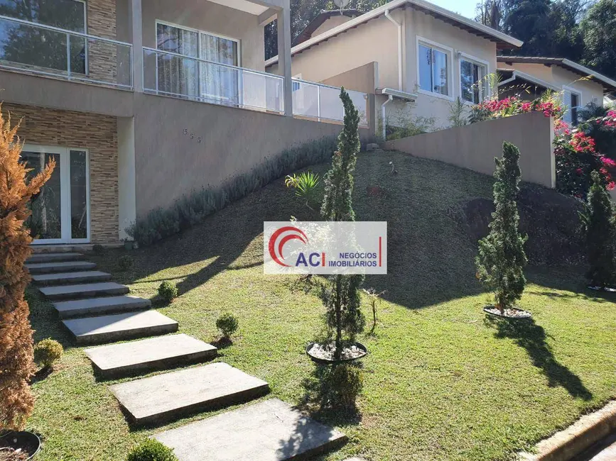 Casa com 3 quartos à venda, 490m2 em Transurb, Itapevi - SP - imagem 3 Foto 3 de Casa com 3 quartos à venda, 490m2 em Transurb, Itapevi - SP