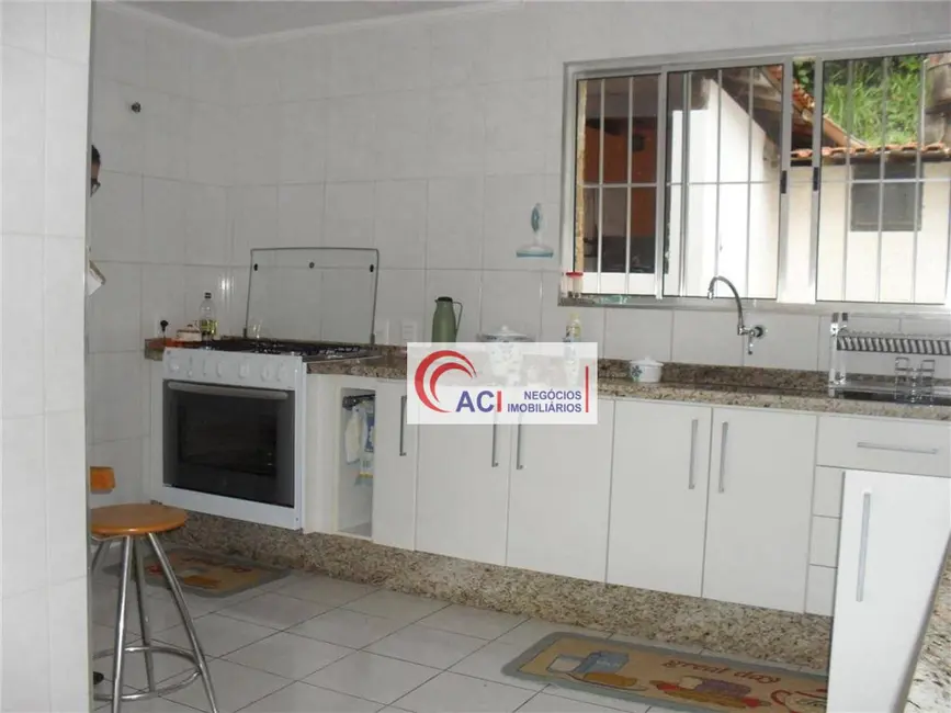 Foto 4 de Casa de Condomínio com 3 quartos à venda, 360m2 em Transurb, Itapevi - SP