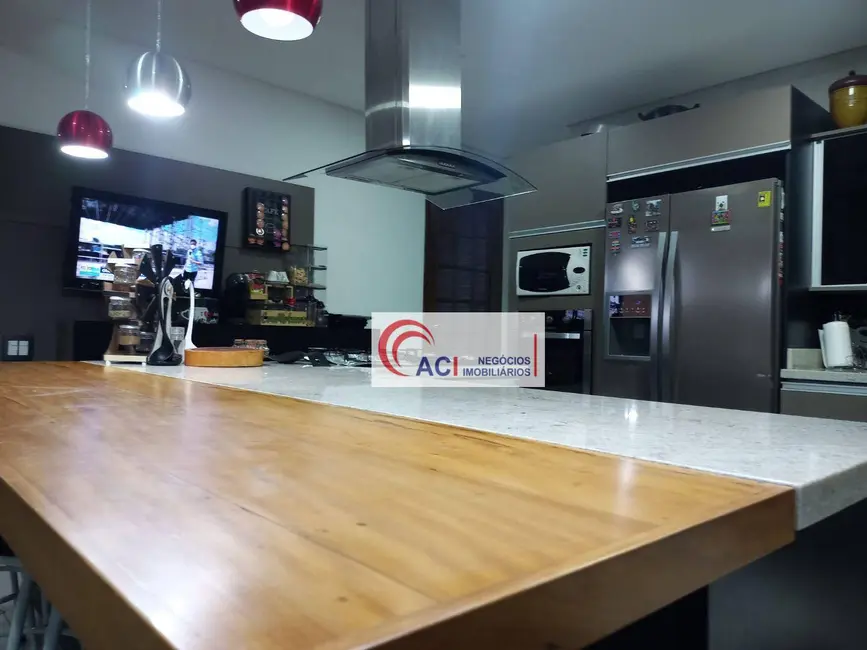 Foto 9 de Casa de Condomínio com 4 quartos à venda, 480m2 em Transurb, Itapevi - SP