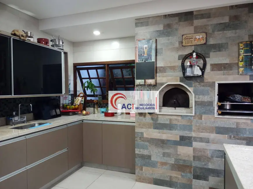 Foto 8 de Casa de Condomínio com 4 quartos à venda, 480m2 em Transurb, Itapevi - SP