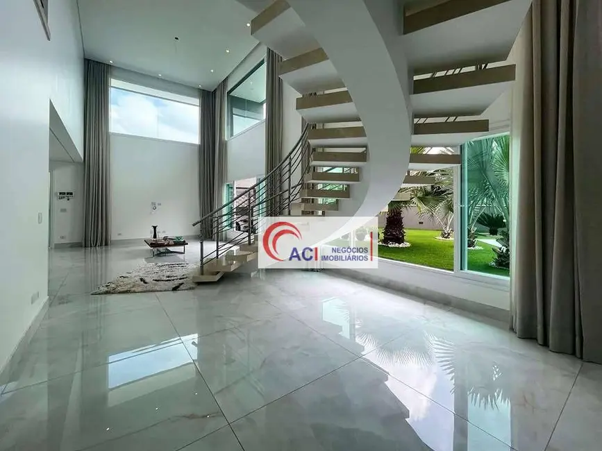 Casa de Condomínio com 4 quartos à venda, 1144m2 em São Paulo II, Cotia - SP - imagem 5 Foto 5 de Casa de Condomínio com 4 quartos à venda, 1144m2 em São Paulo II, Cotia - SP