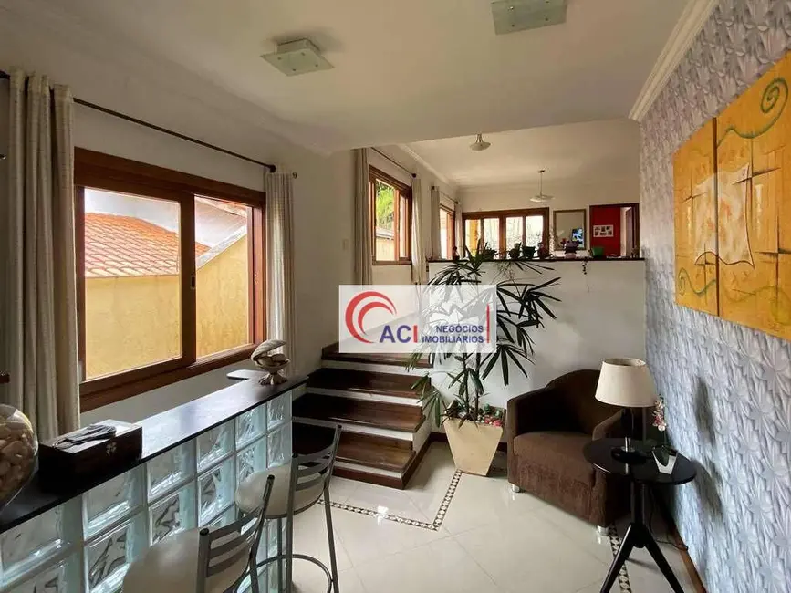 Casa de Condomínio com 3 quartos à venda, 572m2 em Granja Viana II, Cotia - SP - imagem 7 Foto 7 de Casa de Condomínio com 3 quartos à venda, 572m2 em Granja Viana II, Cotia - SP