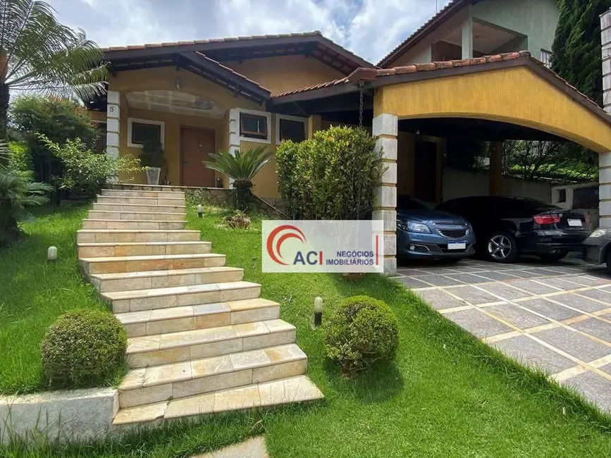 Casa de Condomínio com 3 quartos à venda, 572m2 em Granja Viana II, Cotia - SP - imagem 3 Foto 3 de Casa de Condomínio com 3 quartos à venda, 572m2 em Granja Viana II, Cotia - SP