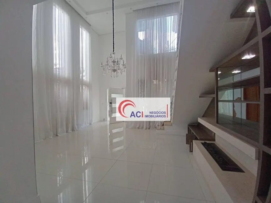 Foto 3 de Casa de Condomínio com 4 quartos à venda e para alugar, 843m2 em Chácaras São Carlos, Cotia - SP