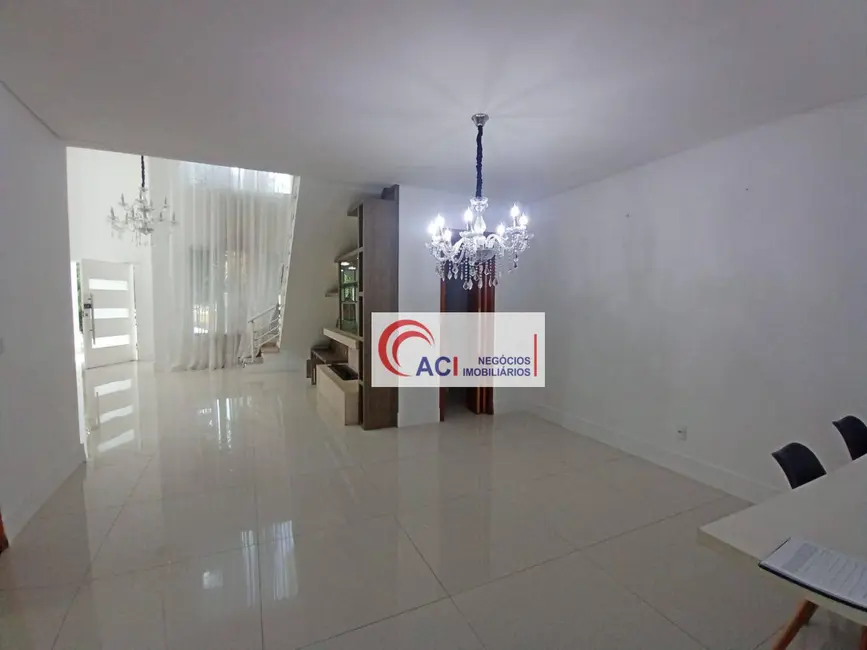 Foto 9 de Casa de Condomínio com 4 quartos à venda e para alugar, 843m2 em Chácaras São Carlos, Cotia - SP